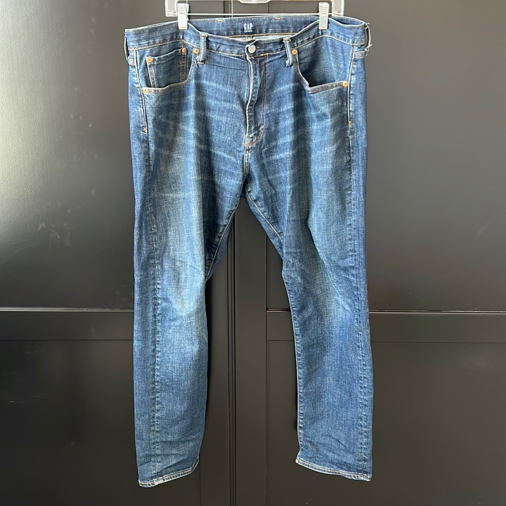 GAP Men’s Athletic Fit 36 x 30 Dark Jeans